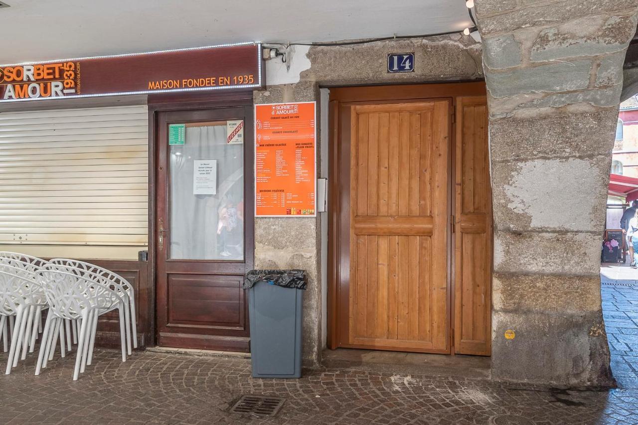 Apartamento Amplio apartamento Clasificado 4 estrellas en el corazón del casco antiguo Annecy Exterior foto